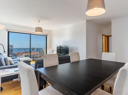 Apartment Jardins Do Oceano Ii Modern Near
